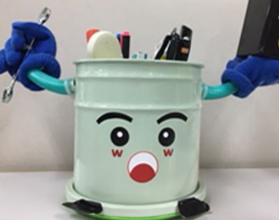 共通備品入れ複数人で使用しやすいように回る工夫をしています！